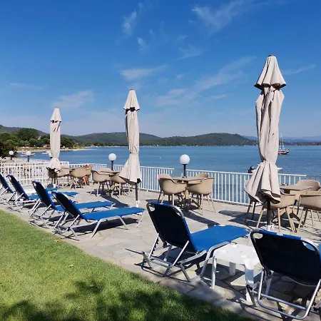 Vourvourou Hotel Вурвуру