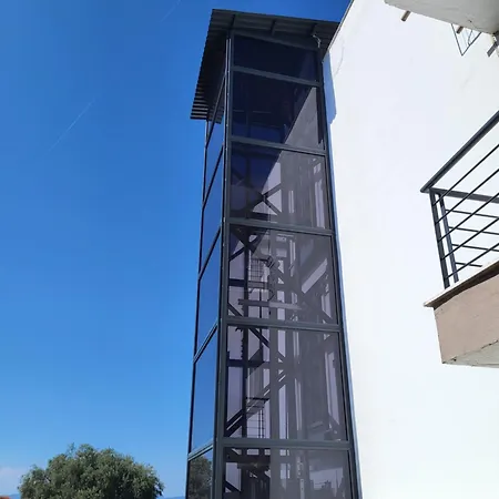 弗尔夫鲁酒店 酒店 2*