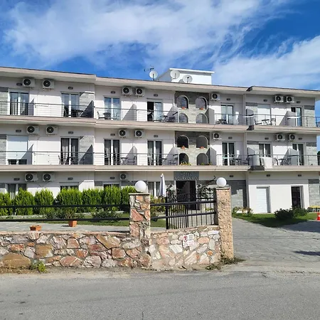 Хотел Vourvourou Hotel