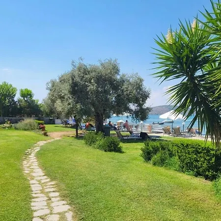Vourvourou Hotel 2* Vourvourou