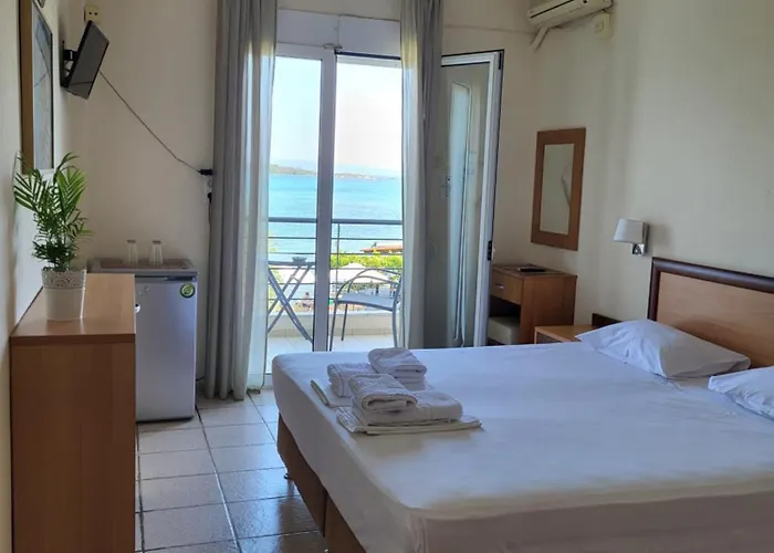 Hotel Vourvourou Hotel 2*