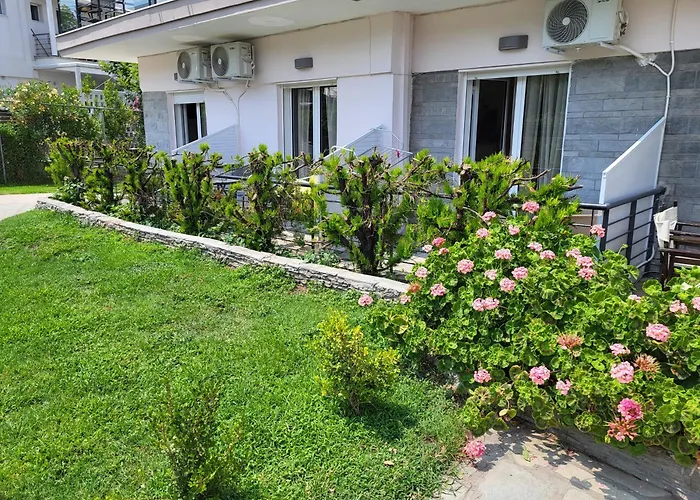 Hotel Vourvourou Hotel 2*